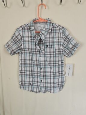 Calvin Klein Plaid Short Sleeve Button-Up Shirt - Light Blue & Gray